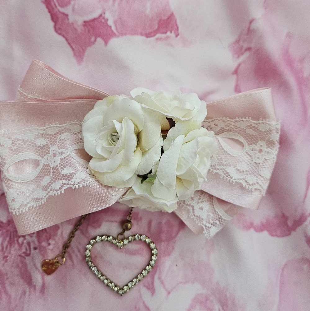 Rare La Pafait Gyaru Pink Satin White Lace Rose Bow Barette Heart Charms - Picture 3 of 9